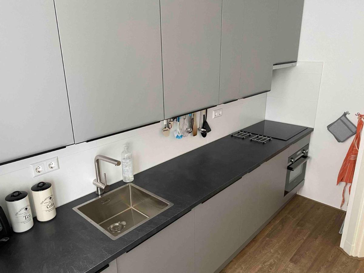 Haagshuisje- Eigen Appartement, Dichtbij Alles, Stijlvol フォールブルフ エクステリア 写真
